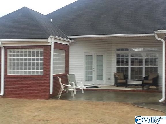 5th image of 110 Brokenrein Dr