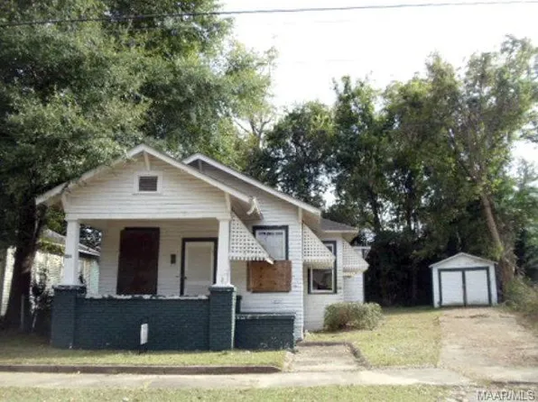 218 Furniss Ave, Selma, AL 36701
