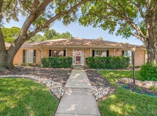 4701 Trowbridge Dr, Arlington, TX 76013