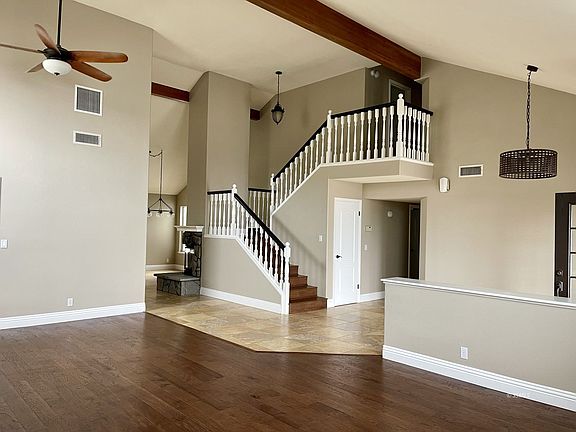 3rd image of 125 W Mojave Rose Ave