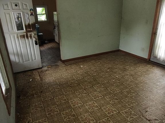 5th image of 601 Glenwood Ave