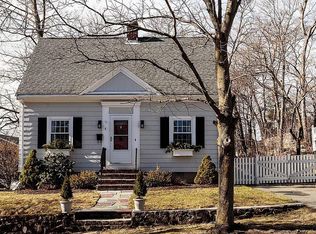 4 Sunset Rd, Melrose, MA 02176