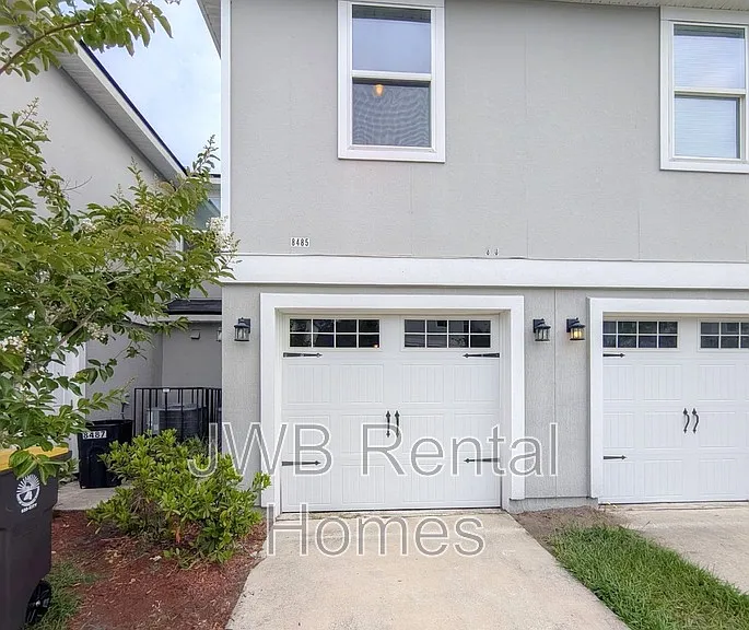 8485 McGirts Village Ln — Photo 13