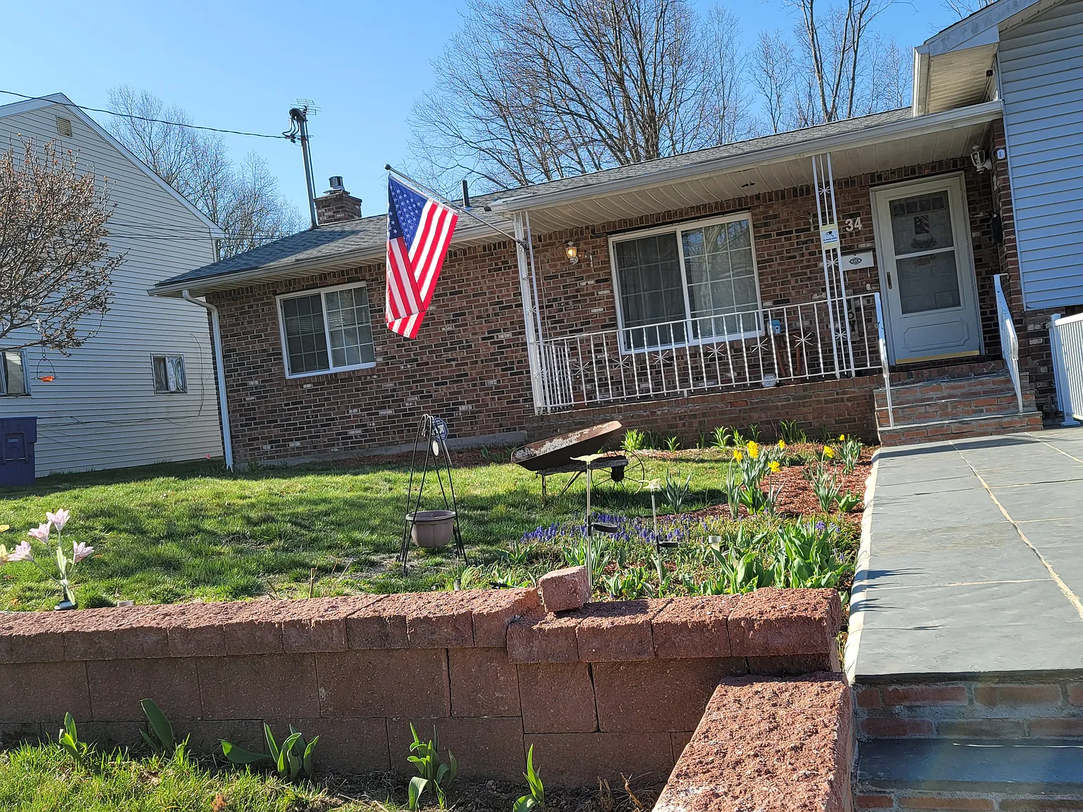 2 bed, 1150 sqft, $2,190 — Photo 2
