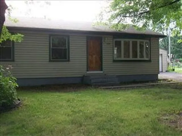 2851 Lois St, Portage, IN 46368