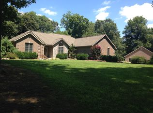 8702 W Himsel Rd, Otwell, IN 47564