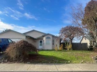 635 N 10th Pl, Aumsville, OR 97325