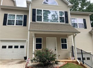 370 Pointe Cir, Dahlonega, GA 30533