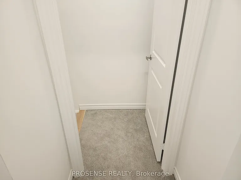 435 Van Dusen Ave — Photo 35