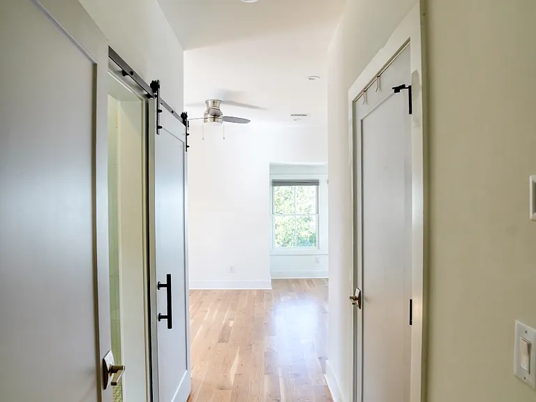 157 Ravenhurst Ln — Photo 24