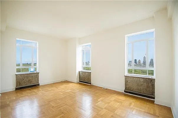 Rented by Michel Madie Real Estate Services | media 9