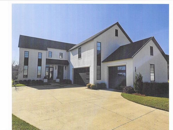323 Belle Winds Ct