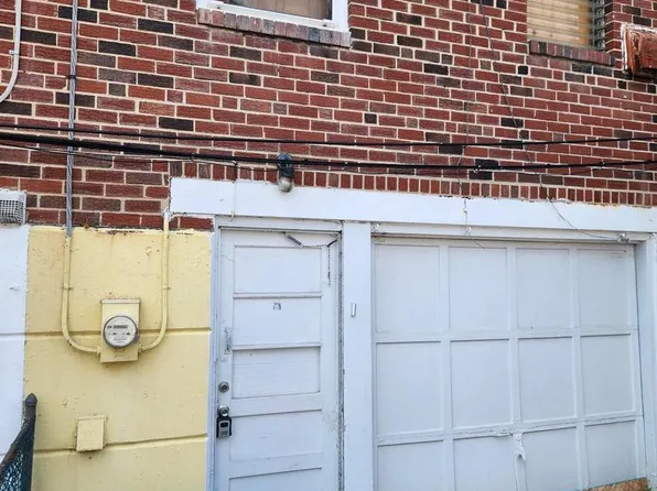 8617 Gillespie St, Philadelphia, PA 19136