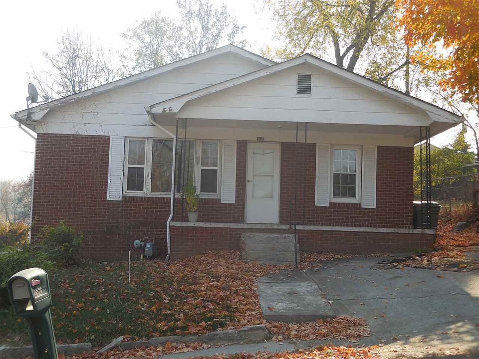 2nd image of 306 E Louise Ave