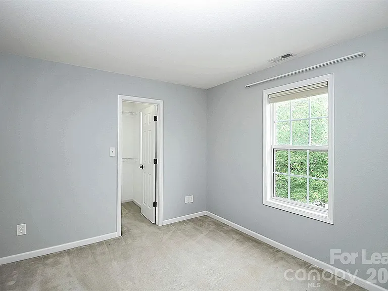 5227 Silabert Ave — Photo 17