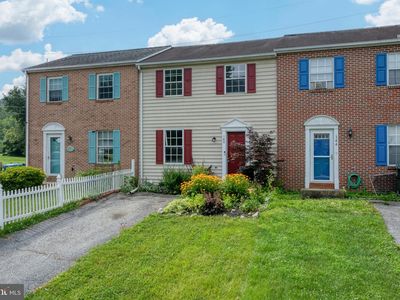 146 Stonehouse Ln, Columbia, PA, 17512