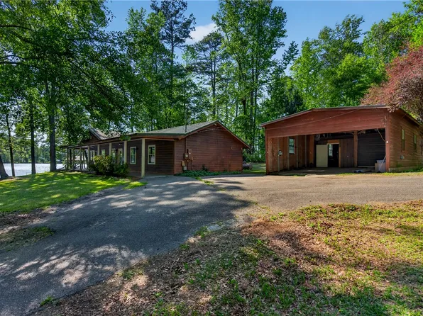 9375 Lee Road 379, Valley, AL 36854