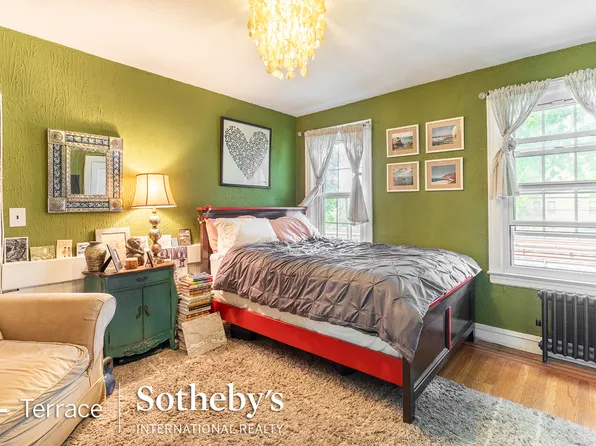 150 Burns Street image 14 of 29