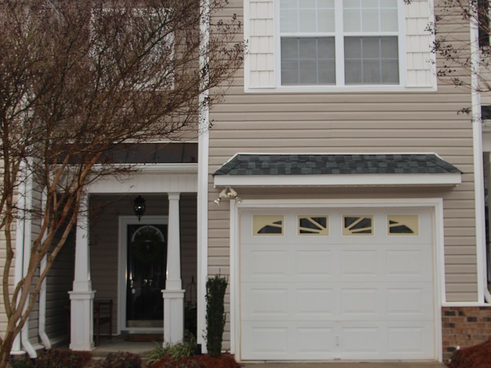 1st image of 27 Rock Side Ct