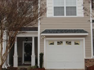 27 Rock Side Ct, Greenville, SC 29615