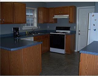 3rd image of 2177 Greenwood Dr