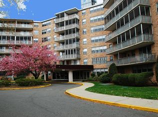 530 Valley Rd APT C003C, Montclair, NJ 07043