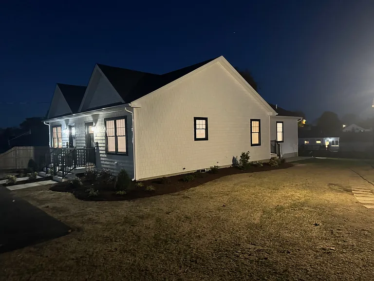 82 Wayside Dr — Photo 1