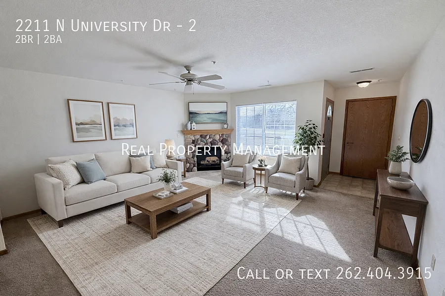 Idyllic 2 Bedroom 2 Bathroom Condo in Waukesha — Photo 2