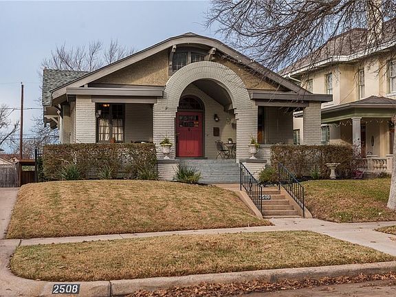 4th image of 2508 6th Ave