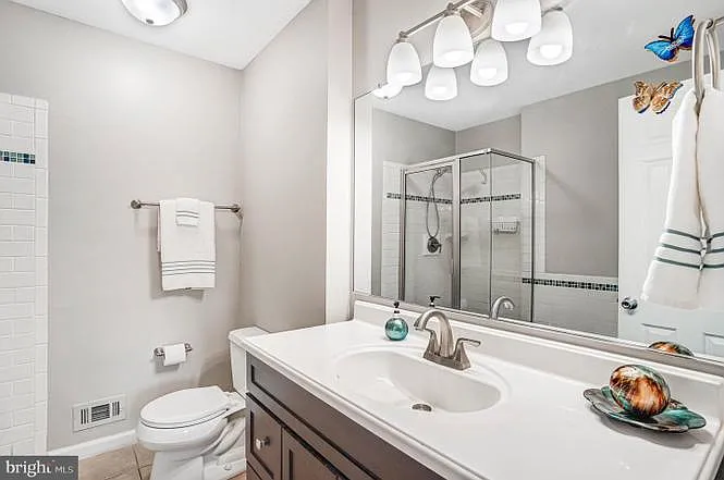 3936 Kernstown Ct — Photo 18