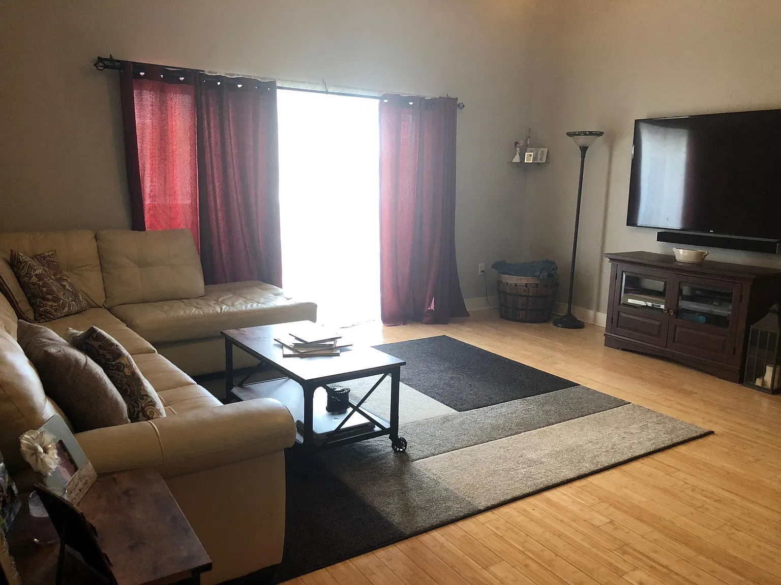 1 bed, 925 sqft, $2,595 — Photo 3