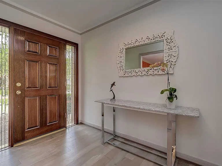 12511 Boheme Dr — Photo 2