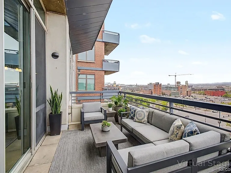1401 Wewatta St #908 — Photo 9