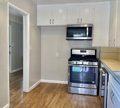 5th image of 735 E Sacramento St