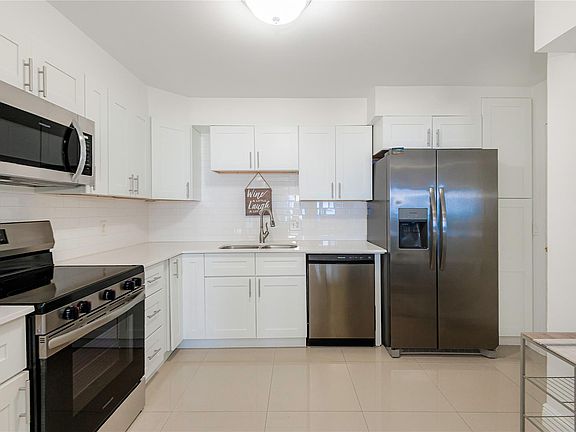5th image of 2101 S Ocean Drive #701