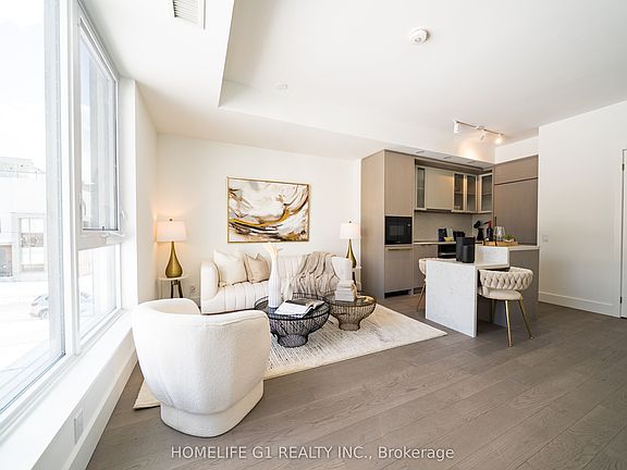 3rd image of 6 Greenbriar Rd #116