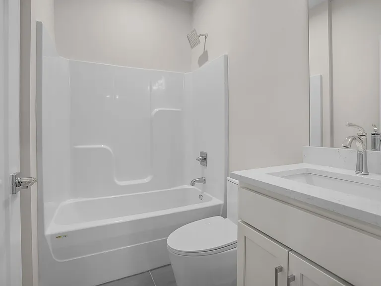522 Paragon Mills Rd #E — Photo 15