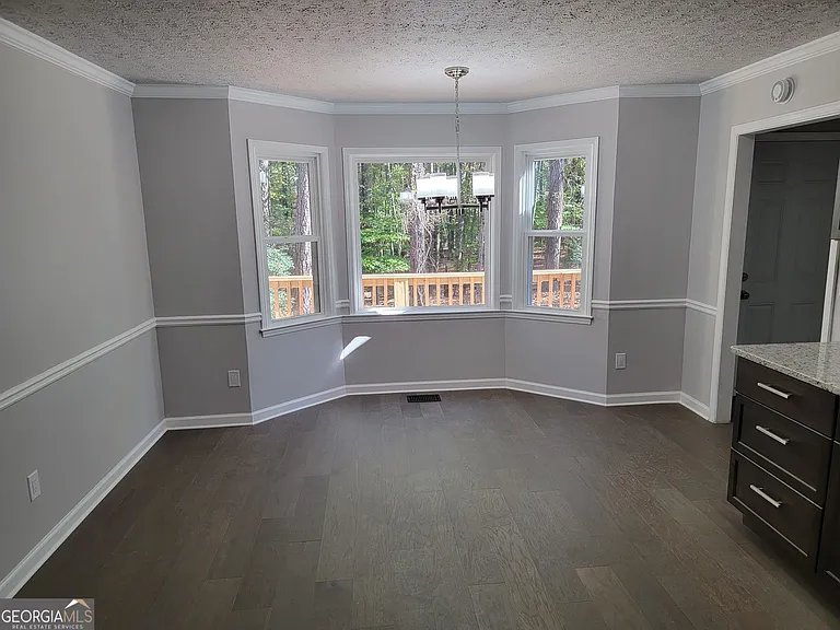 260 Greenfield Cir — Photo 15