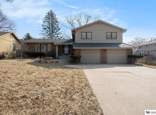 2017 S 139th Cir, Omaha, NE 68144