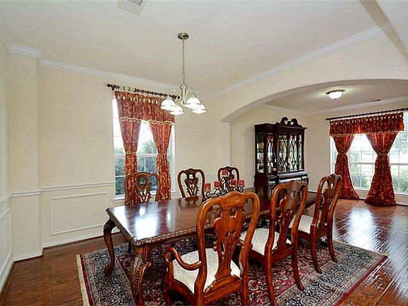 5th image of 27002 Glenfield Hollow Ln