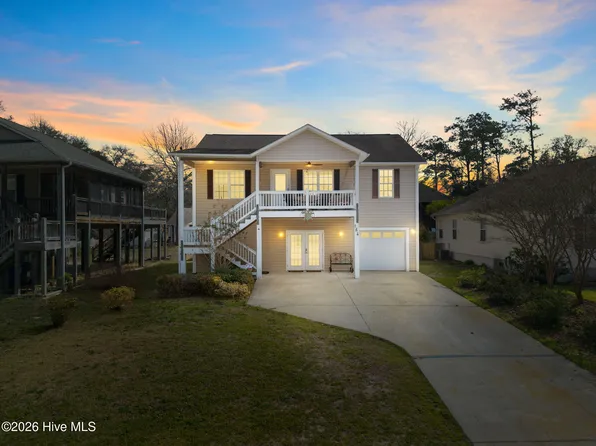 164 NW 12th Street, Oak Island, NC 28465