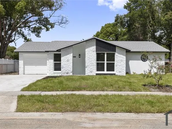 516 Avocado Cir, Brandon, FL 33510