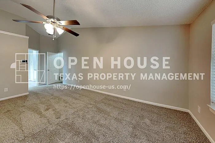 6010 Rocky Point Dr — Photo 8