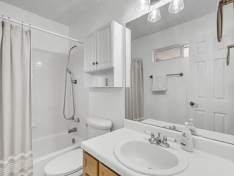 4 Falcon Ridge Ln — Photo 31