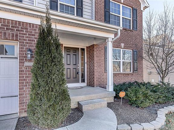 2nd image of 11819 Bellhaven Dr