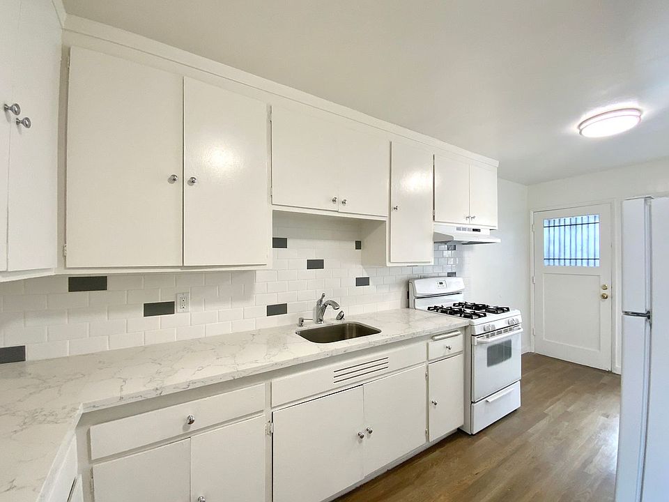 3405 West Street - 3401-3407 West St Oakland CA | Zillow