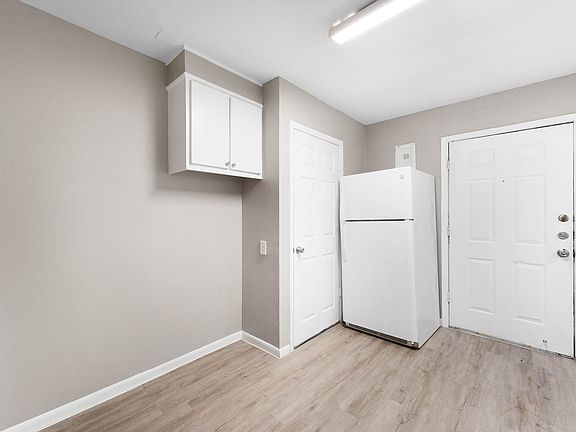 4th image of 3430 Sockwell Blvd #3466