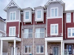22 Village Gate Dr, Wasaga Beach, ON L9Z 0J7