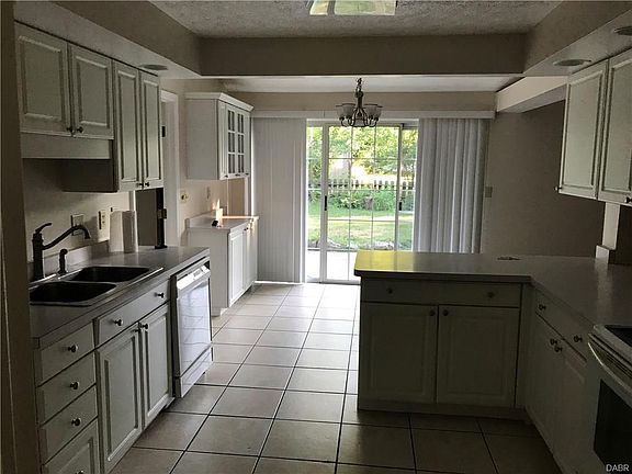 5th image of 1100 Quail Run Dr