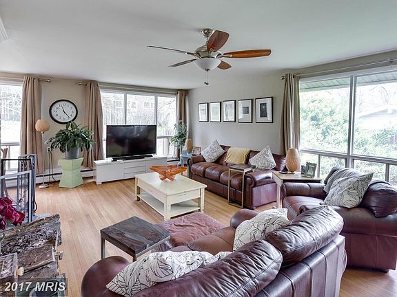 4th image of 3411 Brookwood Dr